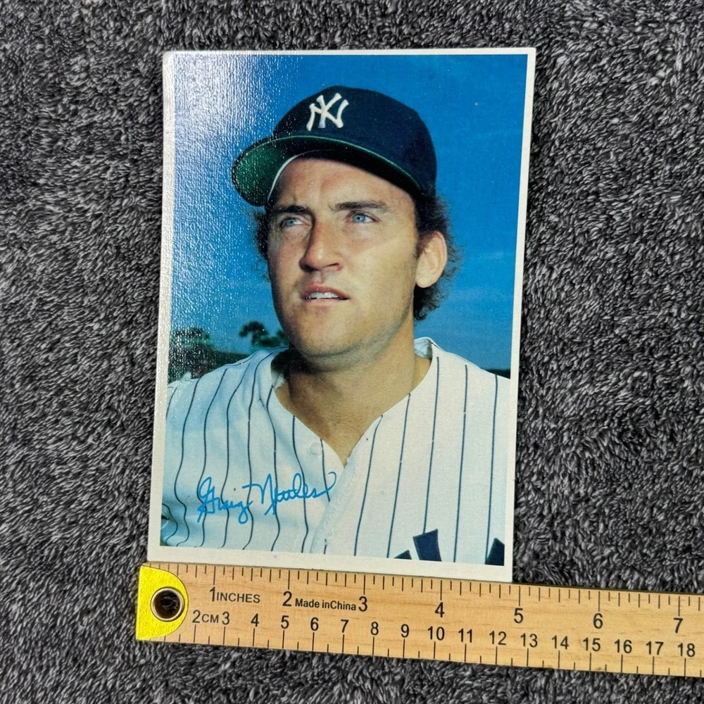 Vintage New York Yankees Graig Nettles 5x7 Sports Card Facsimile Signature